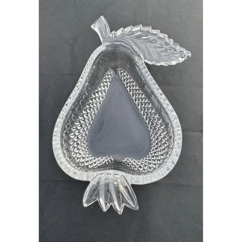 Poltar Crystal Pear Dish – Pressed Crystal Slovakia 7.25